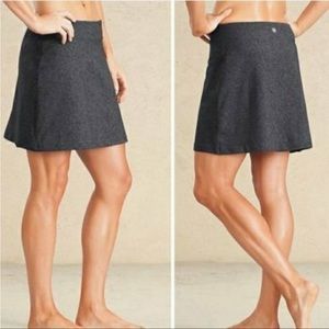 {Athleta} Sweet Sport Skort in Heathered Gray - Women's XS